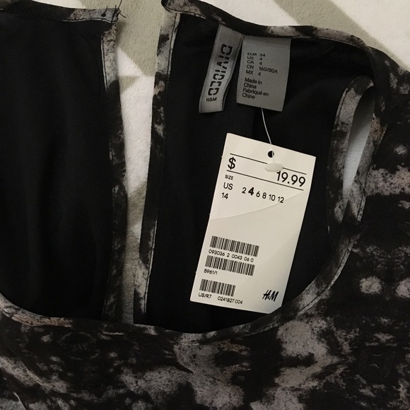 NWT H&M asymmetrical Flowy grunge style tank Sz 4 - Picture 5 of 5